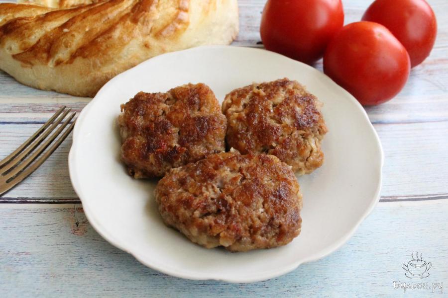 Котлеты из говяжьего фарша по-цыгански