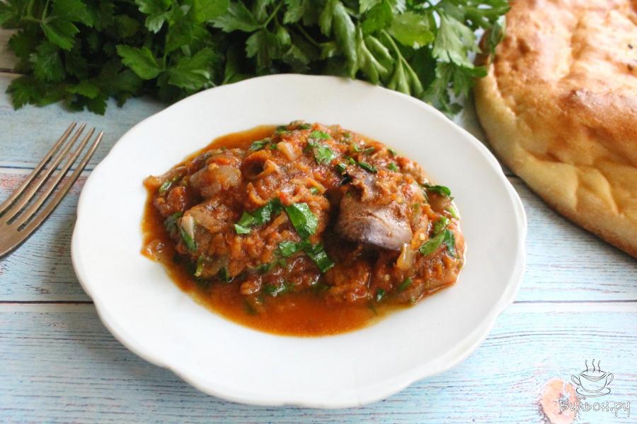 Куриная печень с томатной подливкой