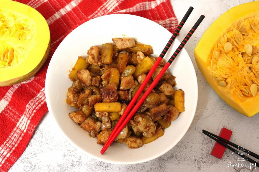 Жареная свинина с цуккини