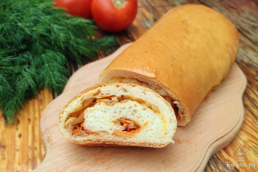 Дрожжевой рулет с капустой
