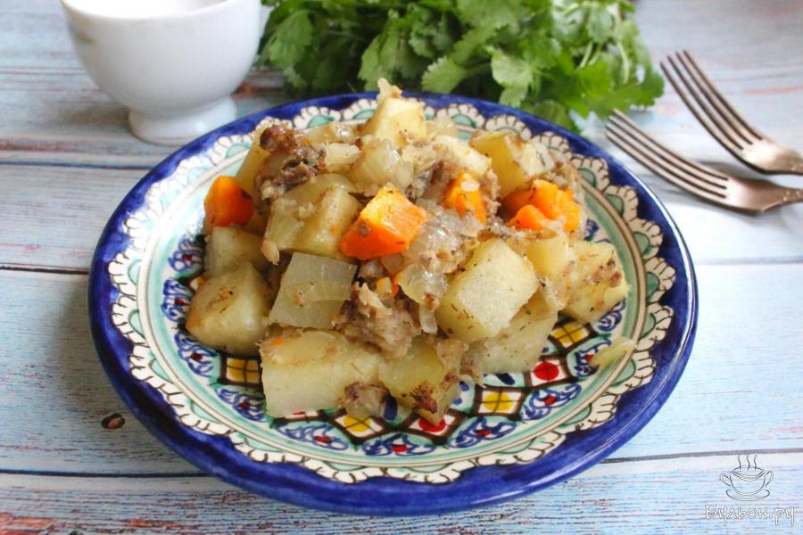 Овощи с рыбными консервами в рукаве