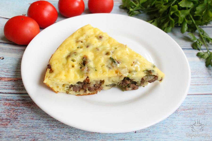Заливной пирог с мясным фаршем в духовке