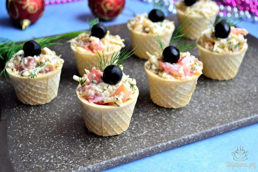 Праздничные тарталетки с сыром и помидорами