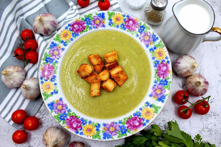 Суп-пюре из замороженной брокколи