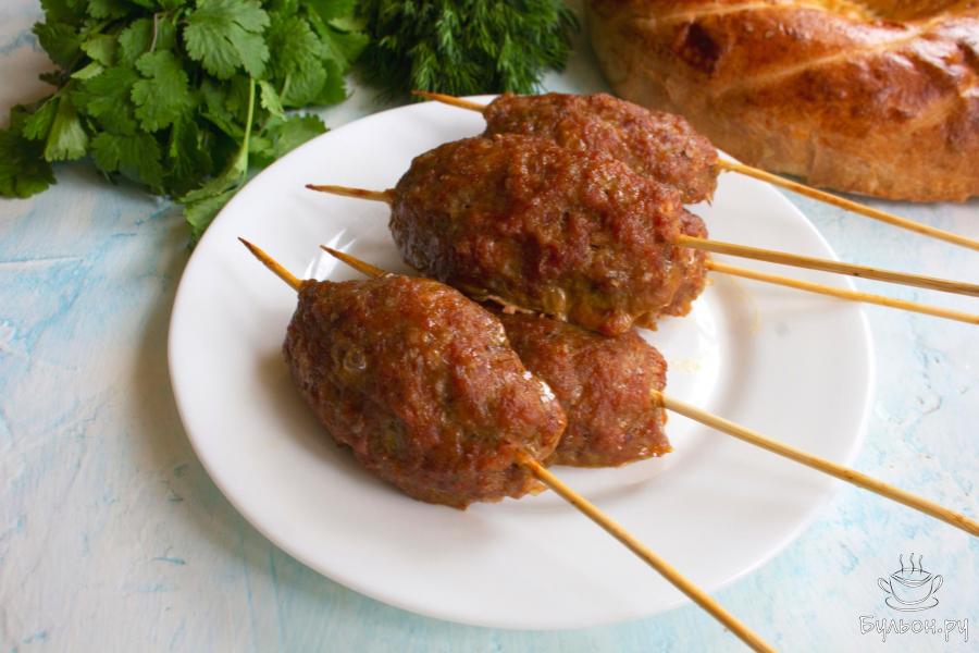 Праздничные шашлычки из фарша на шпажках в духовке