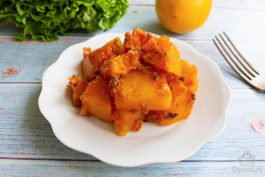 Тыква со свежими помидорами по-гречески в духовке