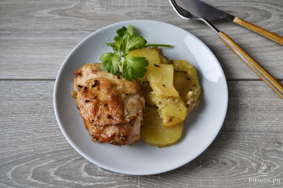 Курица с картошкой в духовке