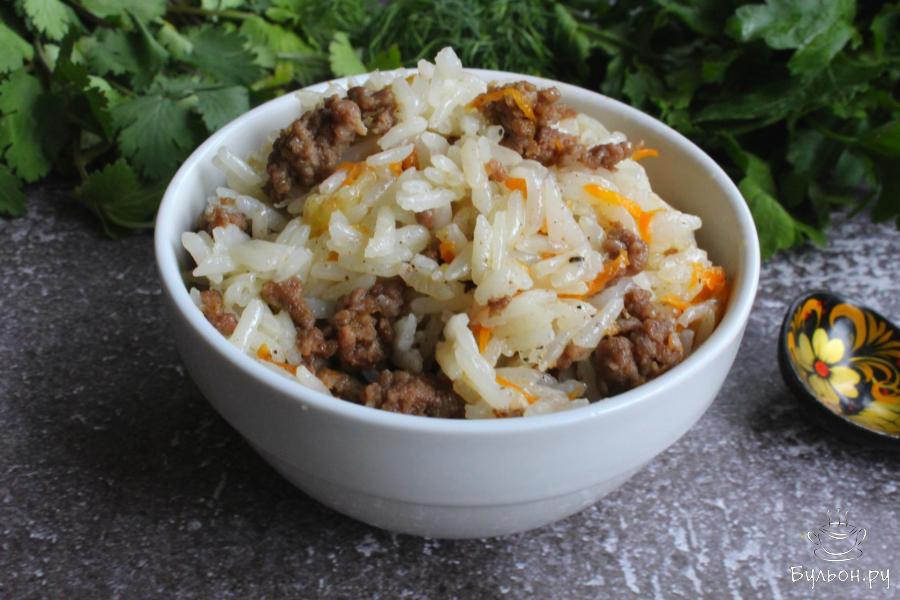 Рис "по-флотски" с мясным фаршем