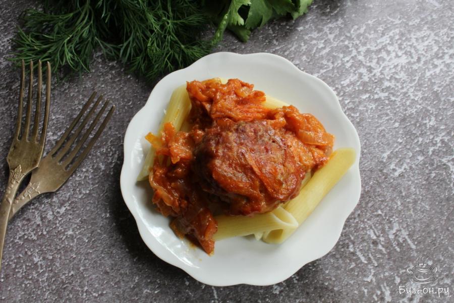 Мясные котлеты с томатной подливкой в духовке