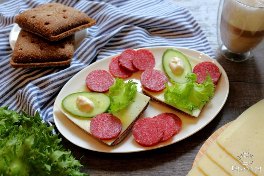 Бутерброды на финских хлебцах