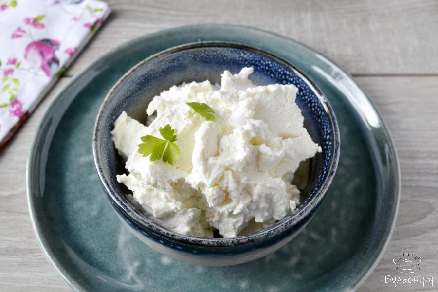 Как приготовить мягкий творожный сыр из замороженного кефира