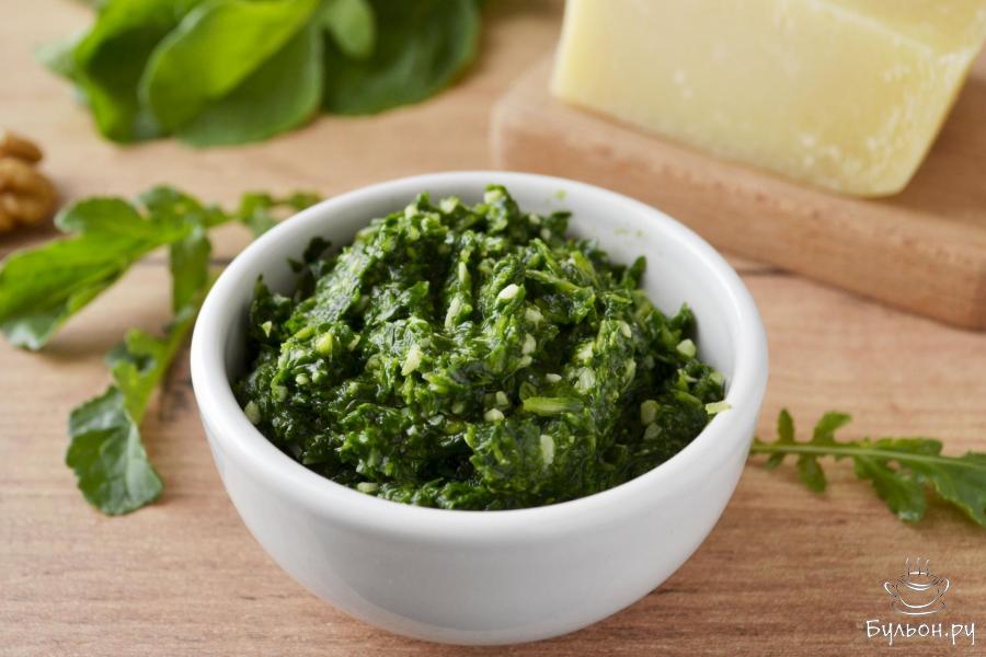 Песто из рукколы