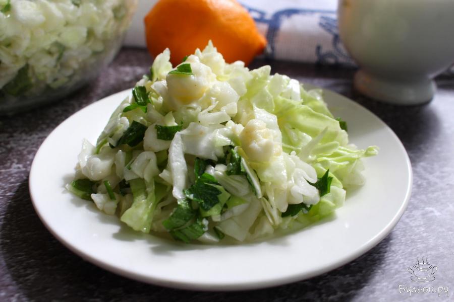 Капустный салат с брынзой под горчичной заправкой