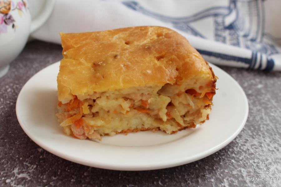 Заливной пирог с куриным фаршем и овощами