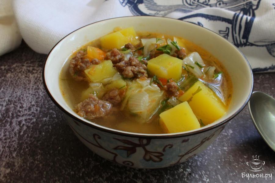 Чешский суп с мясным фаршем и овощами