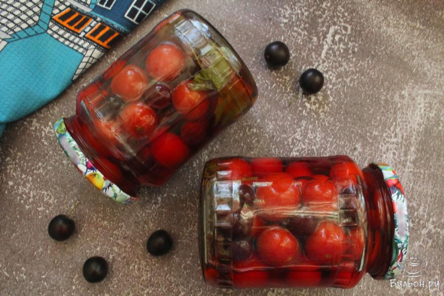 Маринованные помидоры черри с алычой на зиму