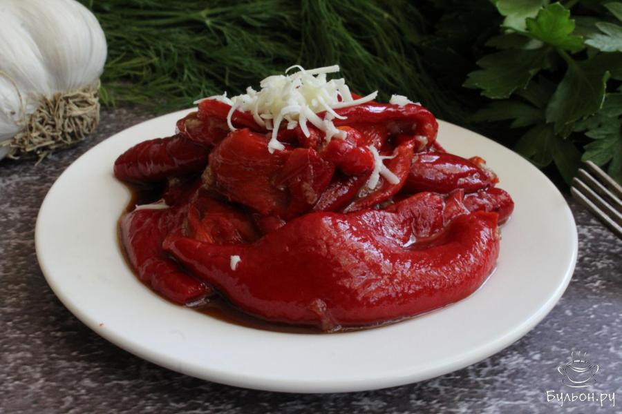 Маринованные красные перцы в чесночной заправке