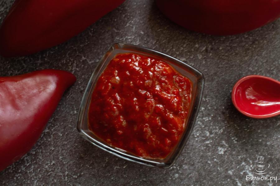 Томатный соус "Матбуха" со сладкими перцами