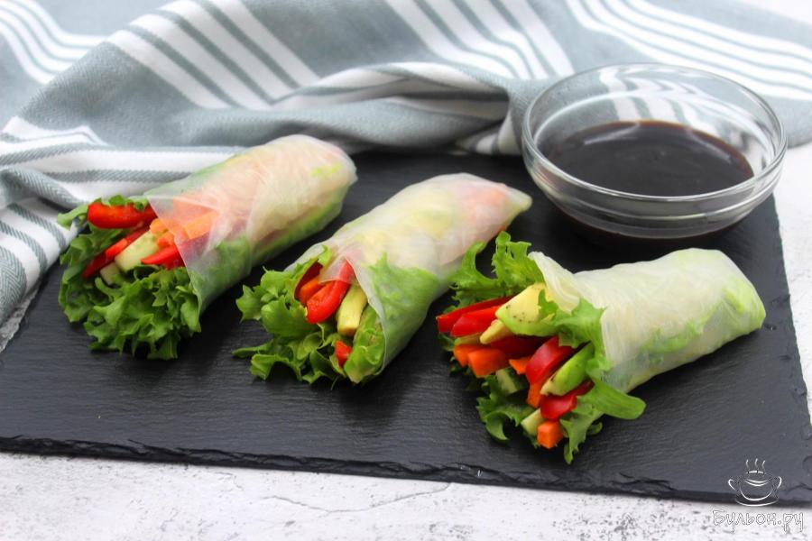 Спринг-роллы со свежими овощами