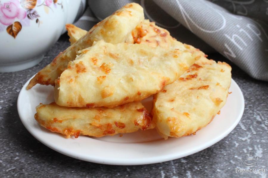 Сырные треугольники на сковороде
