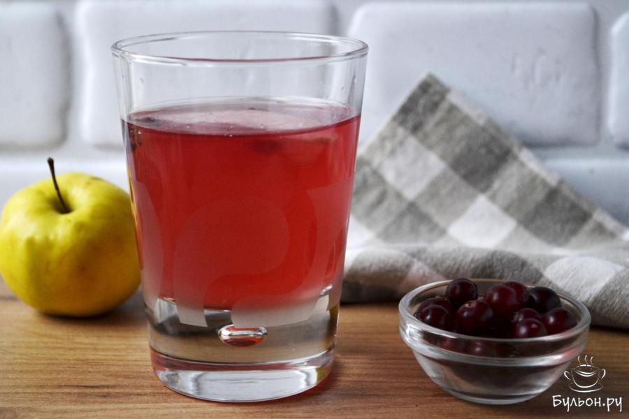 Компот яблочно-клюквенный в термосе