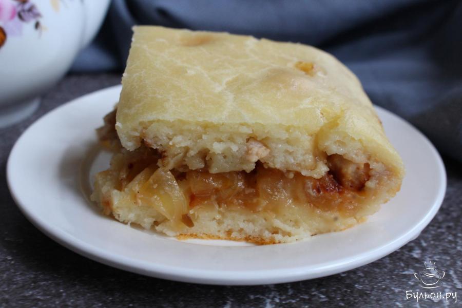 Заливной пирог на кефире с куриным фаршем