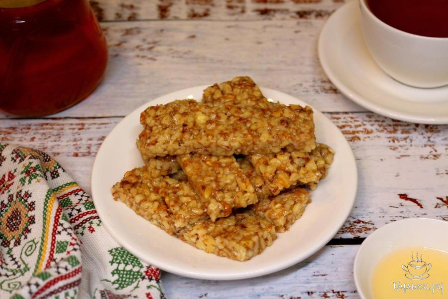 Гозинаки - грузинский десерт из орехов