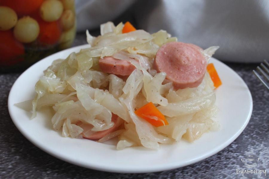Капуста с сосисками в рукаве в духовке