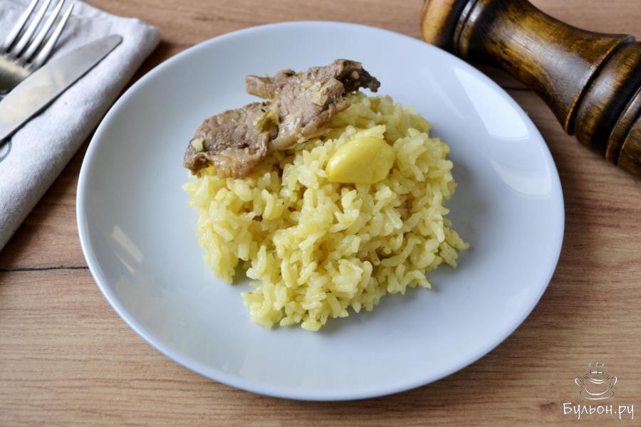 Рис с куркумой и чесноком в мультиварке на гарнир