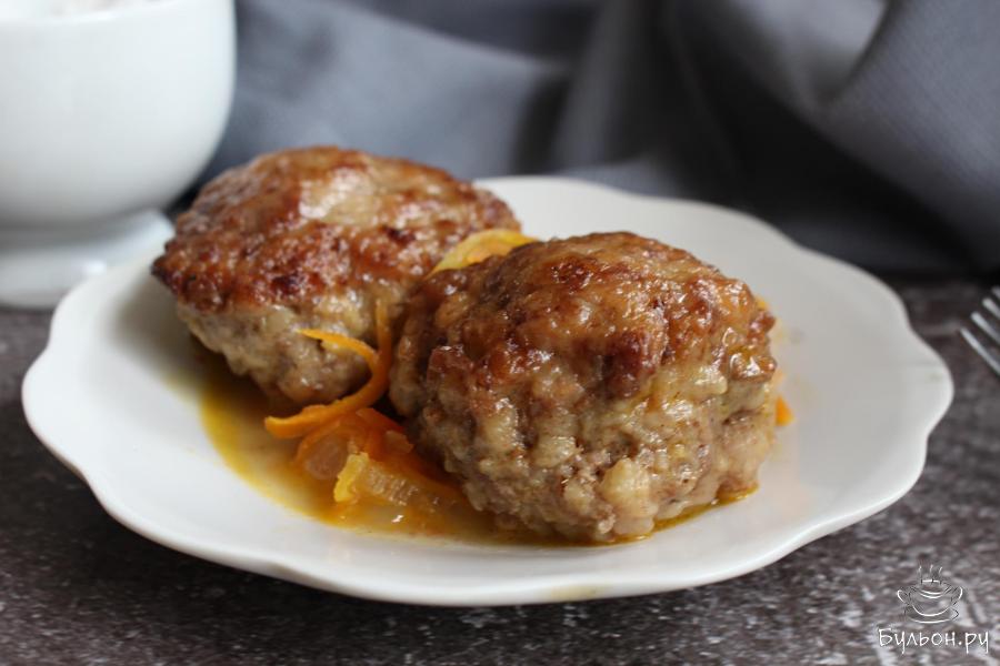 Легкие мясные биточки с овощами