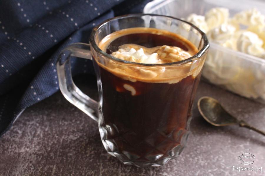 Замороженные взбитые сливки для кофе и десертов