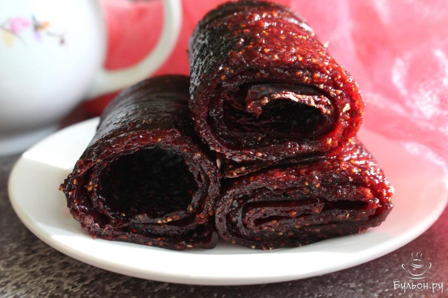 Домашняя пастила из клубники с сахаром