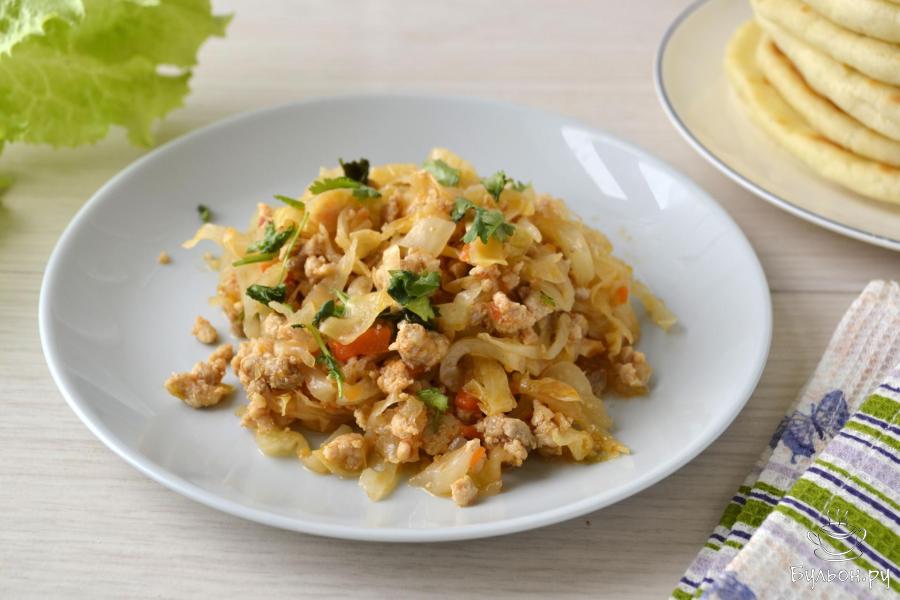 Капуста, тушеная с фаршем