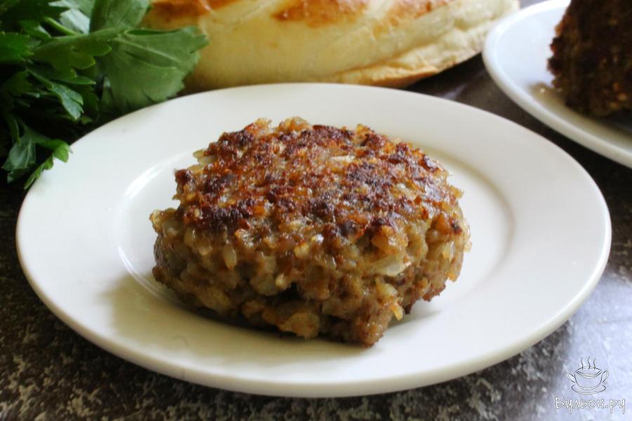 Гречаники с мясным фаршем на сковороде