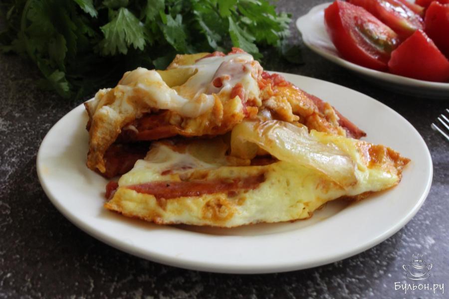 Яичница с ветчиной и болгарскими перцами