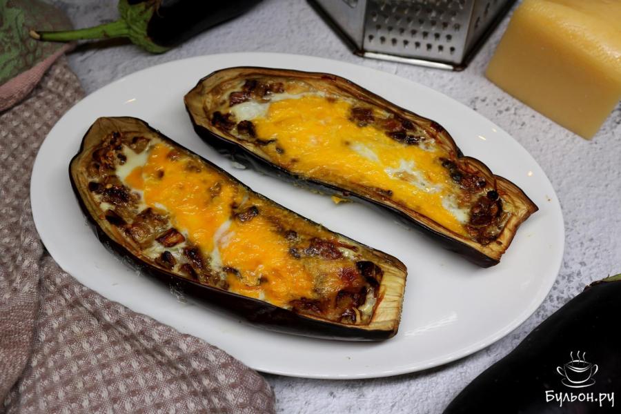 Баклажаны с сыром и яйцом в духовке