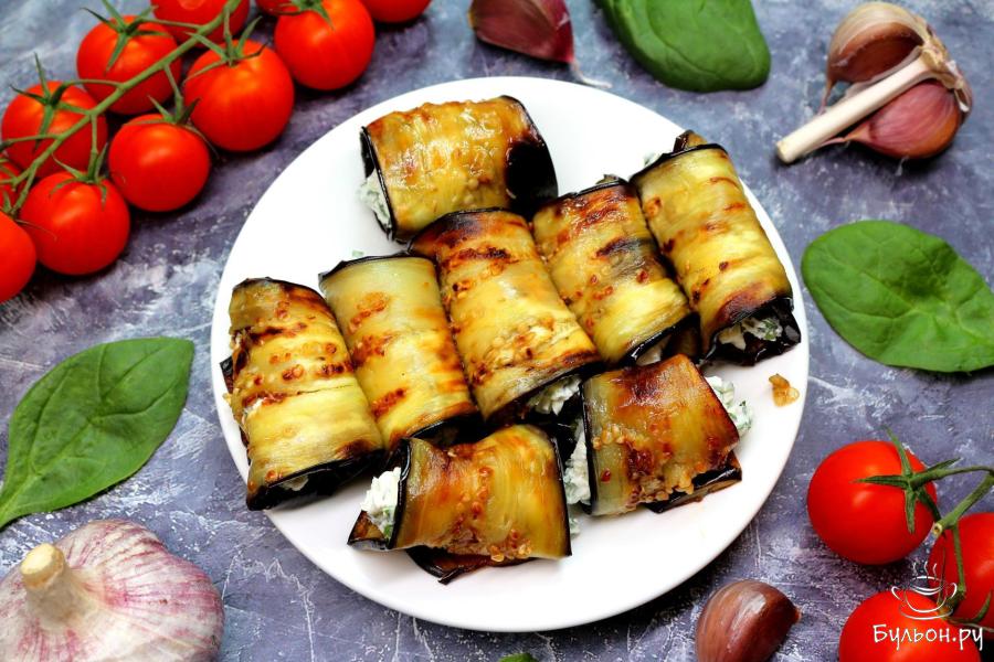 Рулетики из баклажанов с начинкой из сливочного сыра