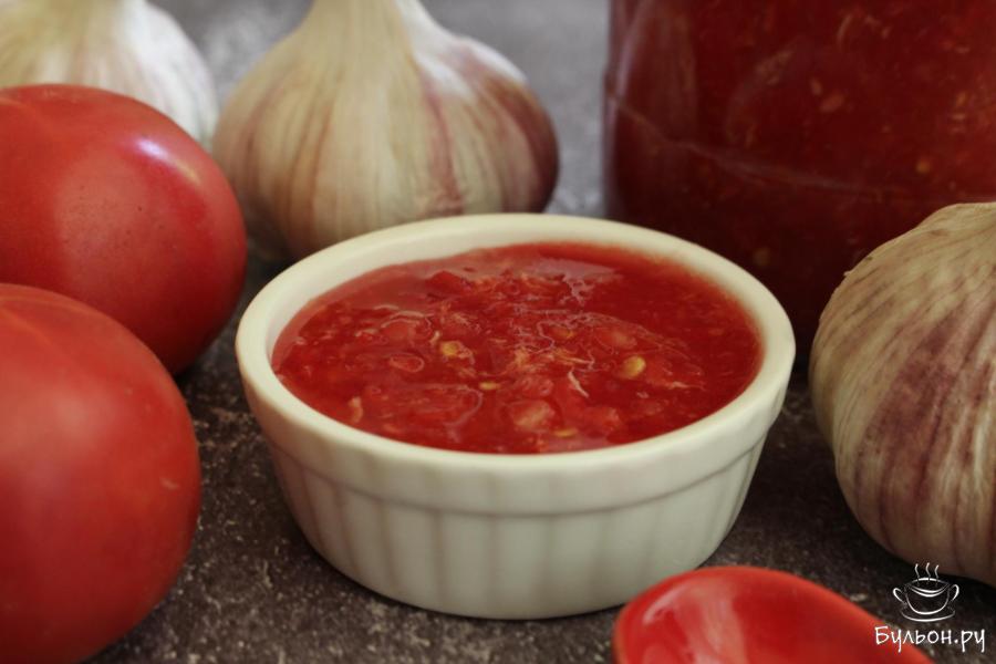 Соус Кобра из помидоров с хреном и чесноком