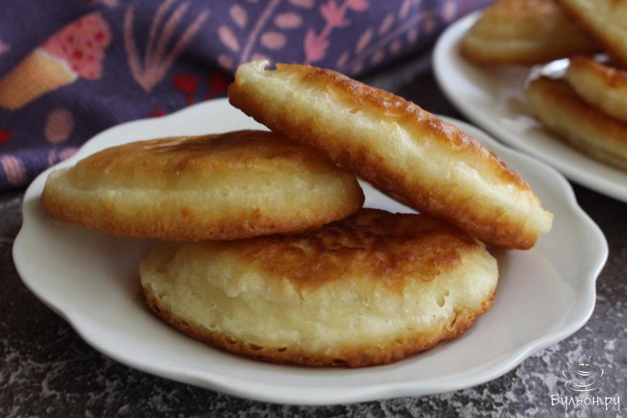 Вкусные оладьи на молоке с сыром