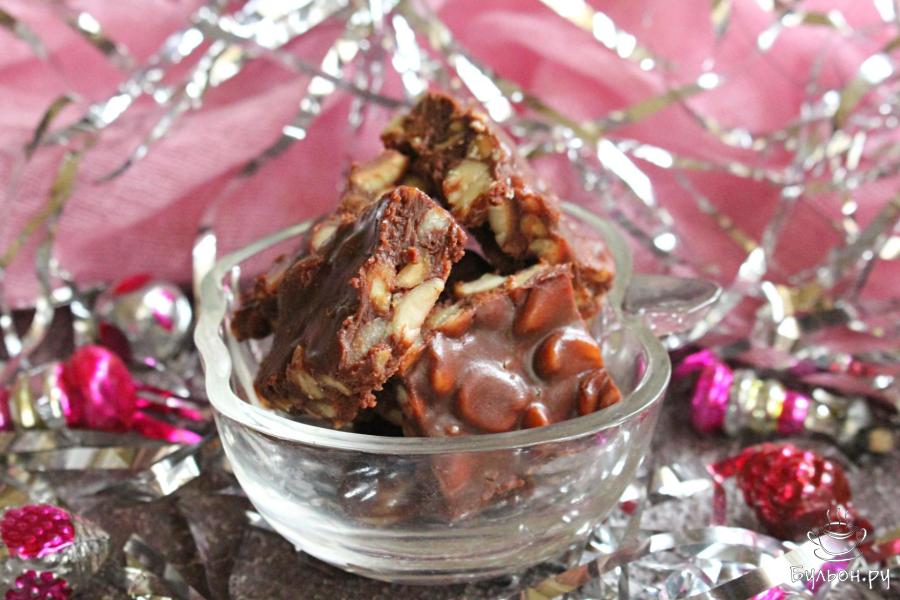 Нарезной арахис в шоколаде к чаю